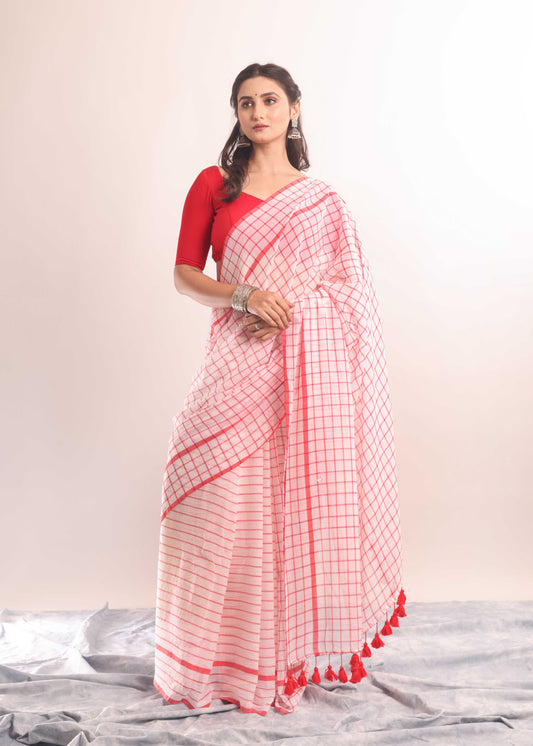 PARINEETA